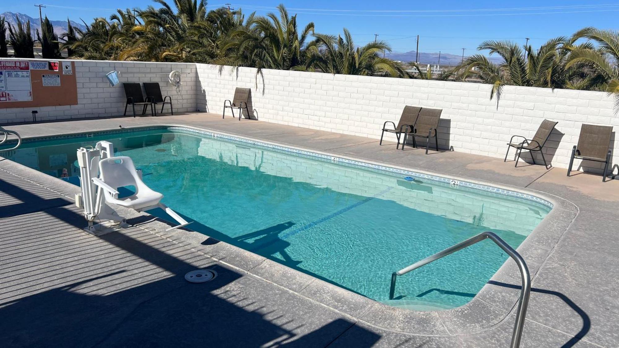 Days By Wyndham Near China Lake Naval Station Hotel Ridgecrest