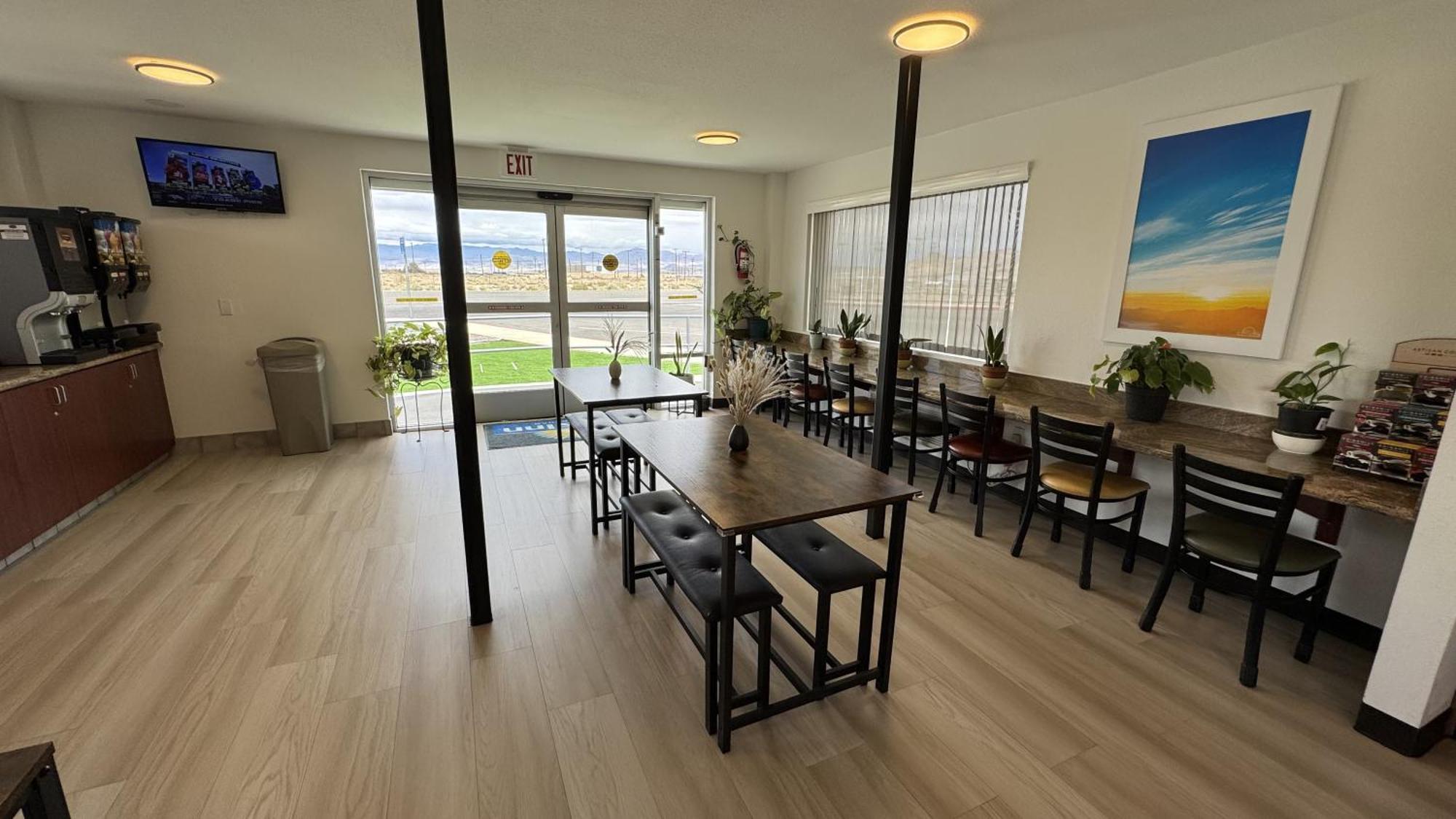 Hotel Days By Wyndham Near China Naval Station