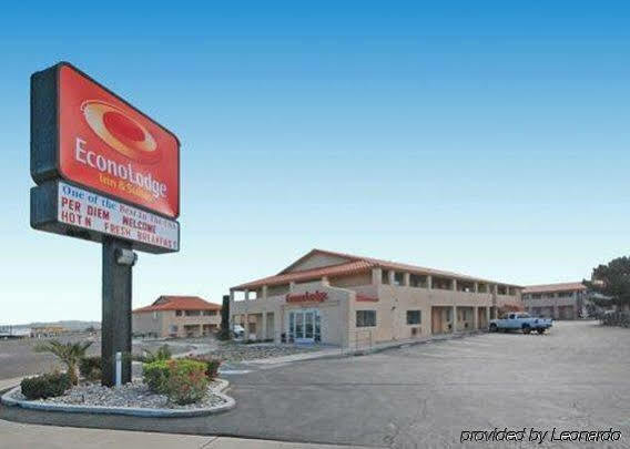 Days By Wyndham Near China Naval Station Ridgecrest